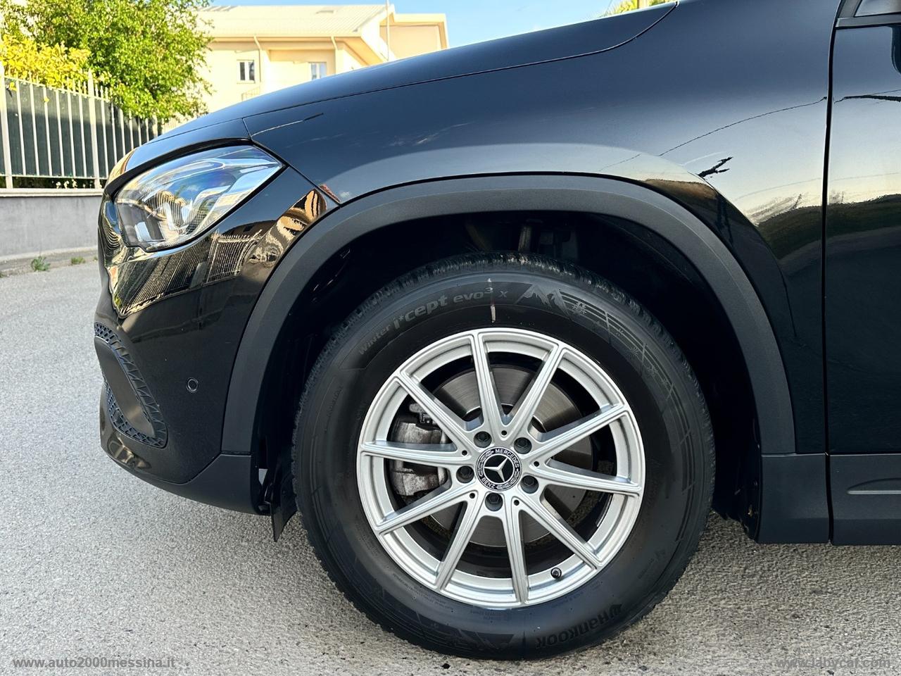 MERCEDES-BENZ GLA 200 d Automatic Business Extra