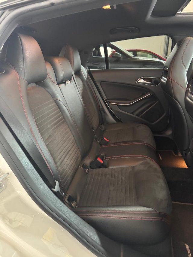 MERCEDES-BENZ CLA 200 d S.W. Automatic Premium PLUS "TETTO" //AMG PACK//