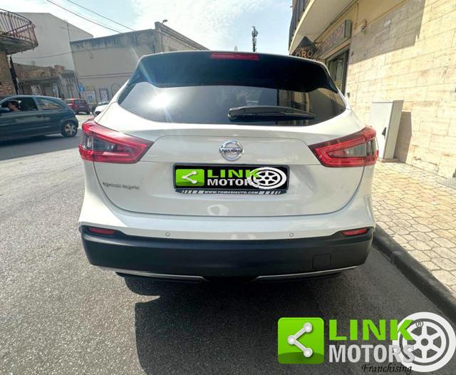 NISSAN Qashqai 1.2 DIG-T N-Connecta