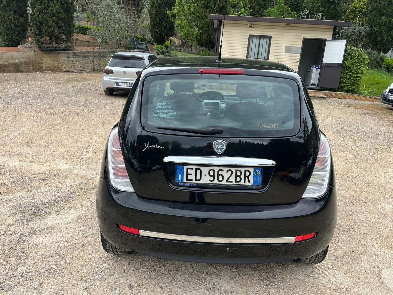 Lancia Ypsilon 1.3 MJT 75 CV Elle