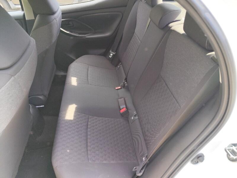 TOYOTA Yaris 4ª serie Yaris 1.0 5 porte Trend