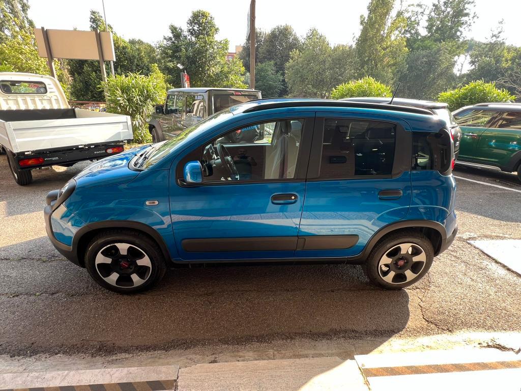 Fiat Panda Cross Panda 1.0 firefly hybrid Cross s&s 70cv 5p.ti