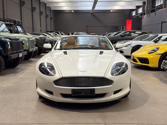 ASTON MARTIN DB9 Volante