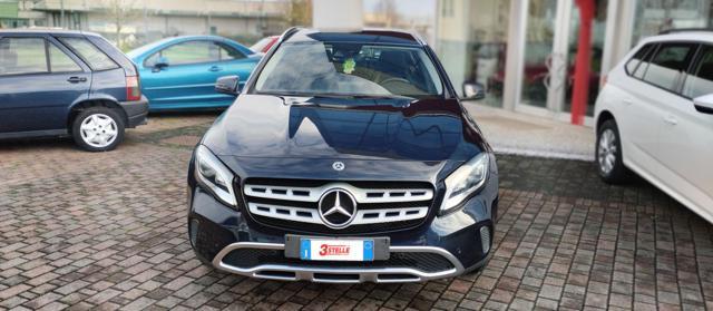 MERCEDES-BENZ GLA 200 d Automatic 4Matic