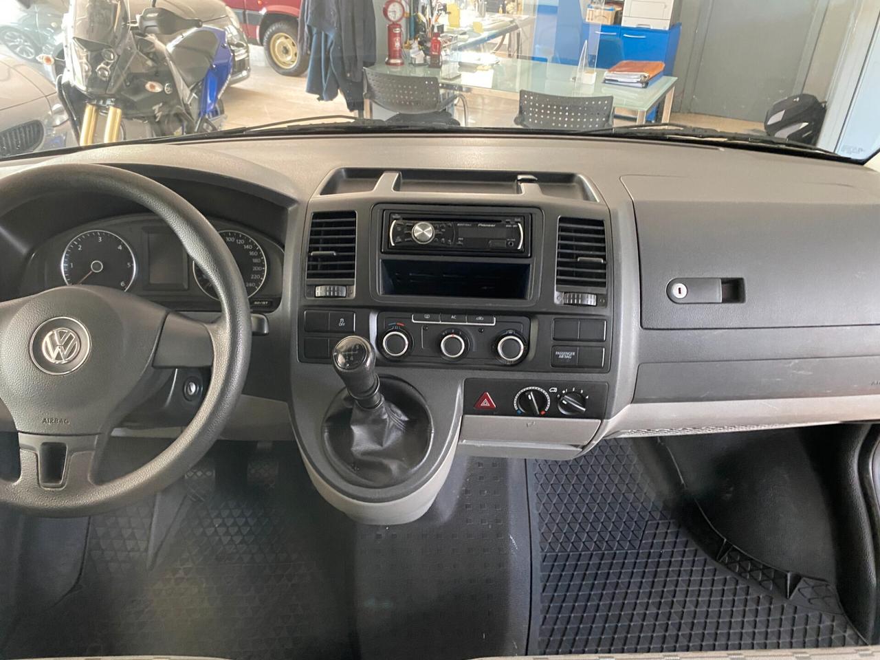 Volkswagen Transporter 2.0 TDI 102CV Kombi 9 POSTI EURO 5A