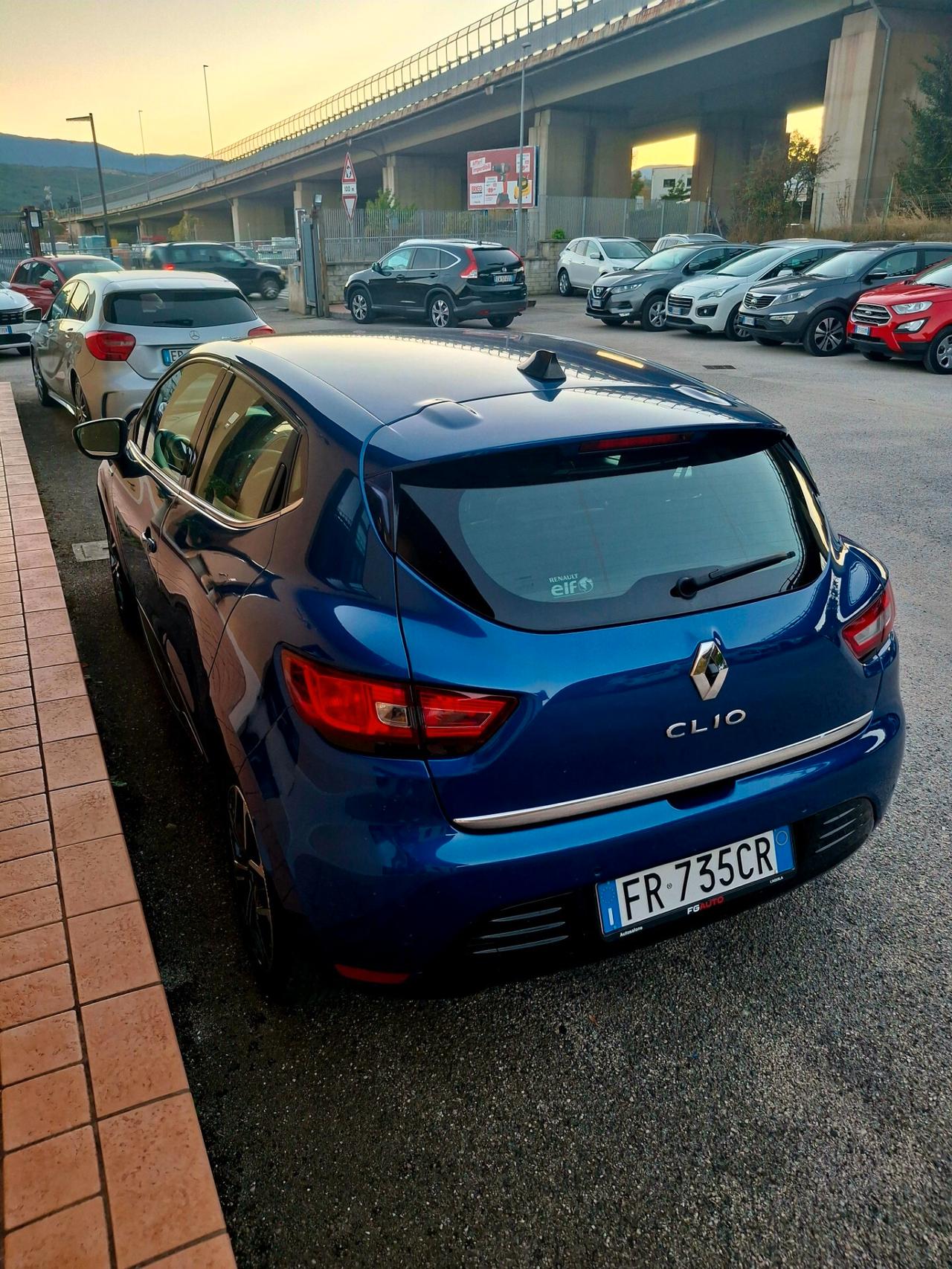 Renault Clio TCe 12V 90 CV GPL 5 porte Moschino Intens