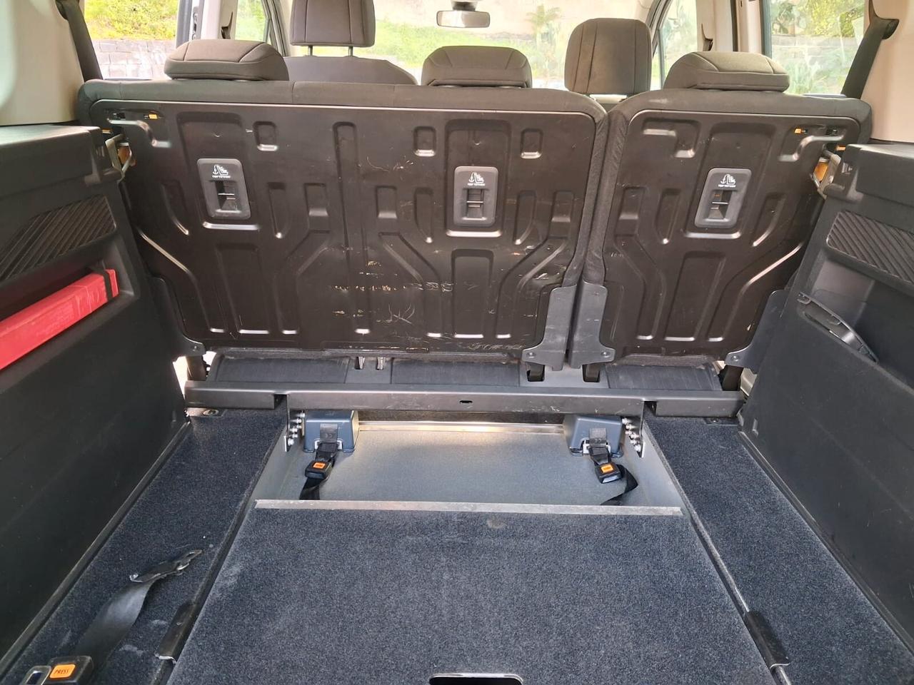 Opel Combo Life Pianale ribassato con rampa disabili in carrozzina