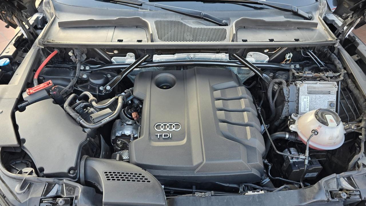 Audi Q5 2.0 TDI quattro S tronic Sport