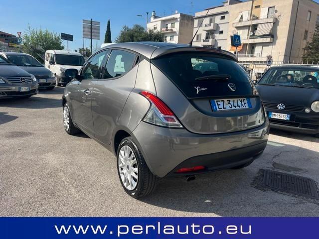 Lancia Ypsilon 1.2 69 CV 5 porte Gold