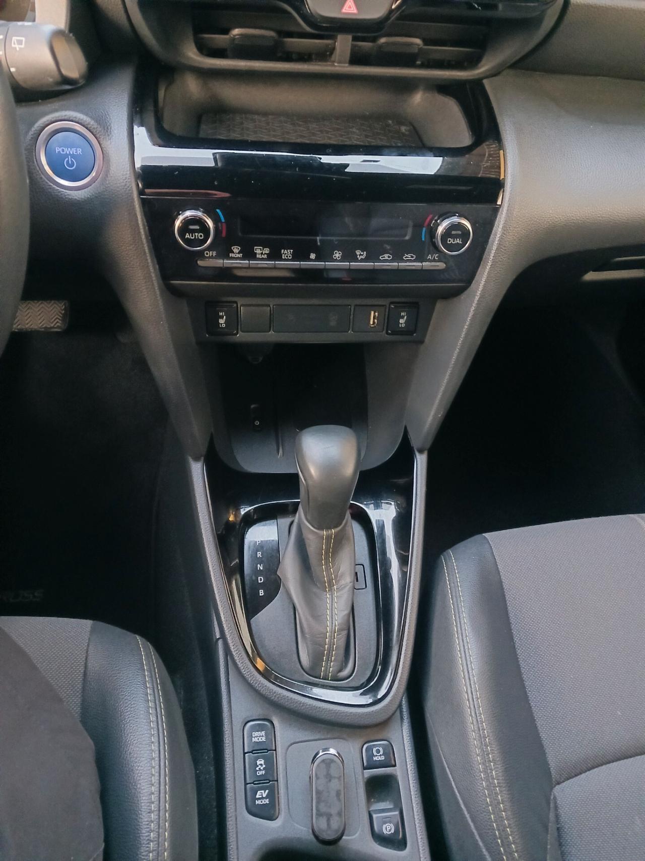 Toyota Yaris Cross 1.5 Hybrid 5p. E-CVT Adventure TAGLIANDI TOYOTA