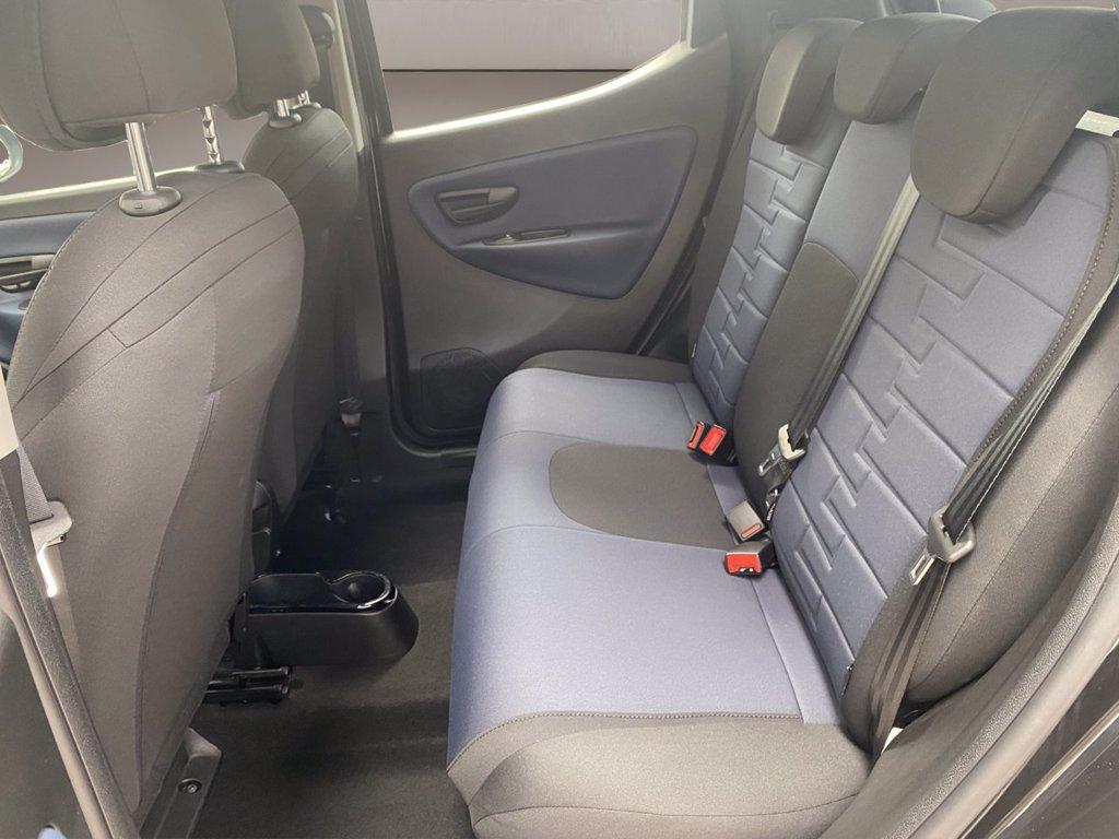 LANCIA Ypsilon 1.0 firefly hybrid Platino s&s 70cv del 2024