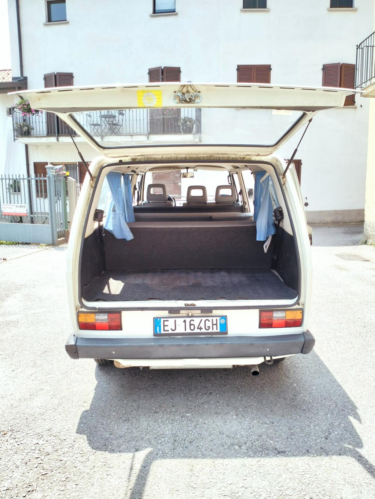Volkswagen T3 Caravelle Transporter T3 bus 1987 caravelle