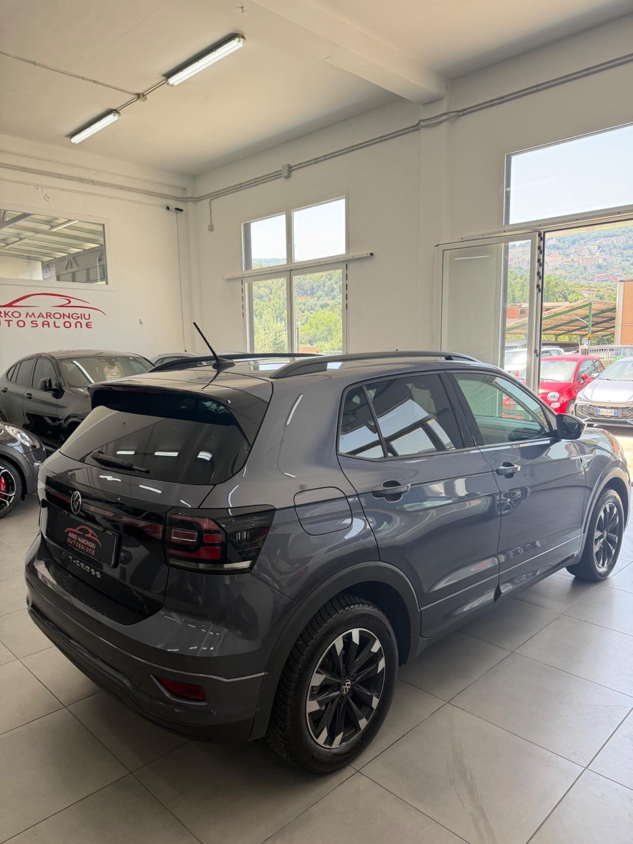 VW T-Cross 1.0 TSI 110 CV R-Line FINANZIABILE