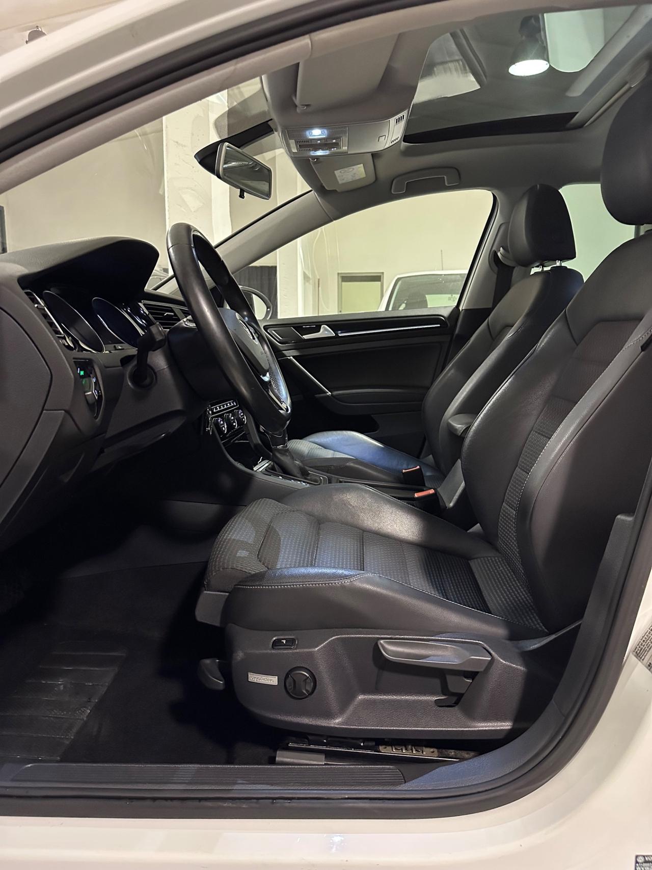 Volkswagen Golf 1.4 TGI DSG 5p. Highline BlueMotion