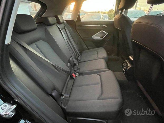 AUDI Q3 2.0 TDI 150 CV Business