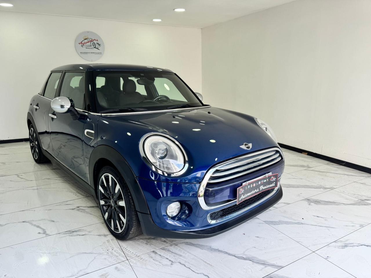 Mini 1.5 Cooper D 5 porte-LED -NAVI-GARANTITA-2014