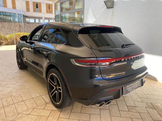 PORSCHE Macan 2.0