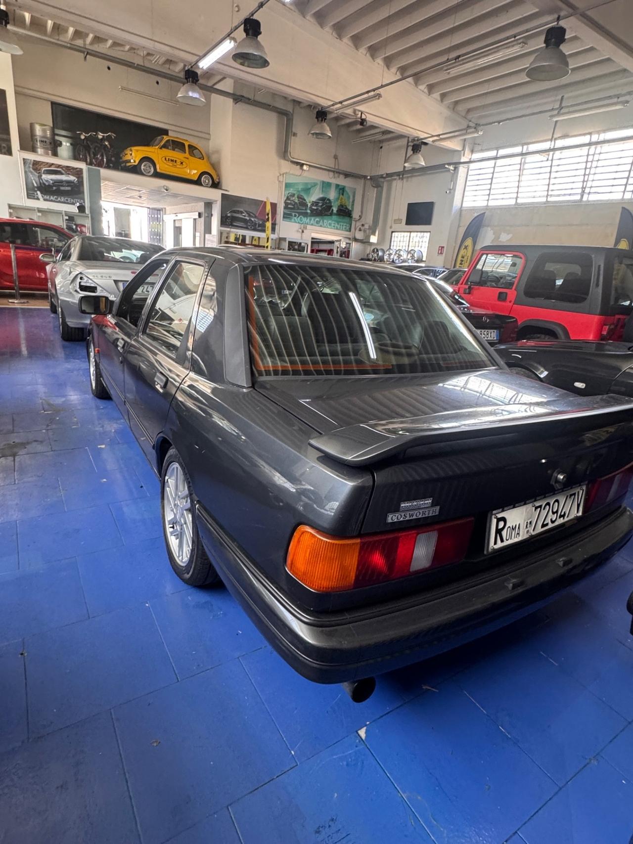 Ford Sierra 2.0i turbo 16V 4p. RS Cosworth Executive