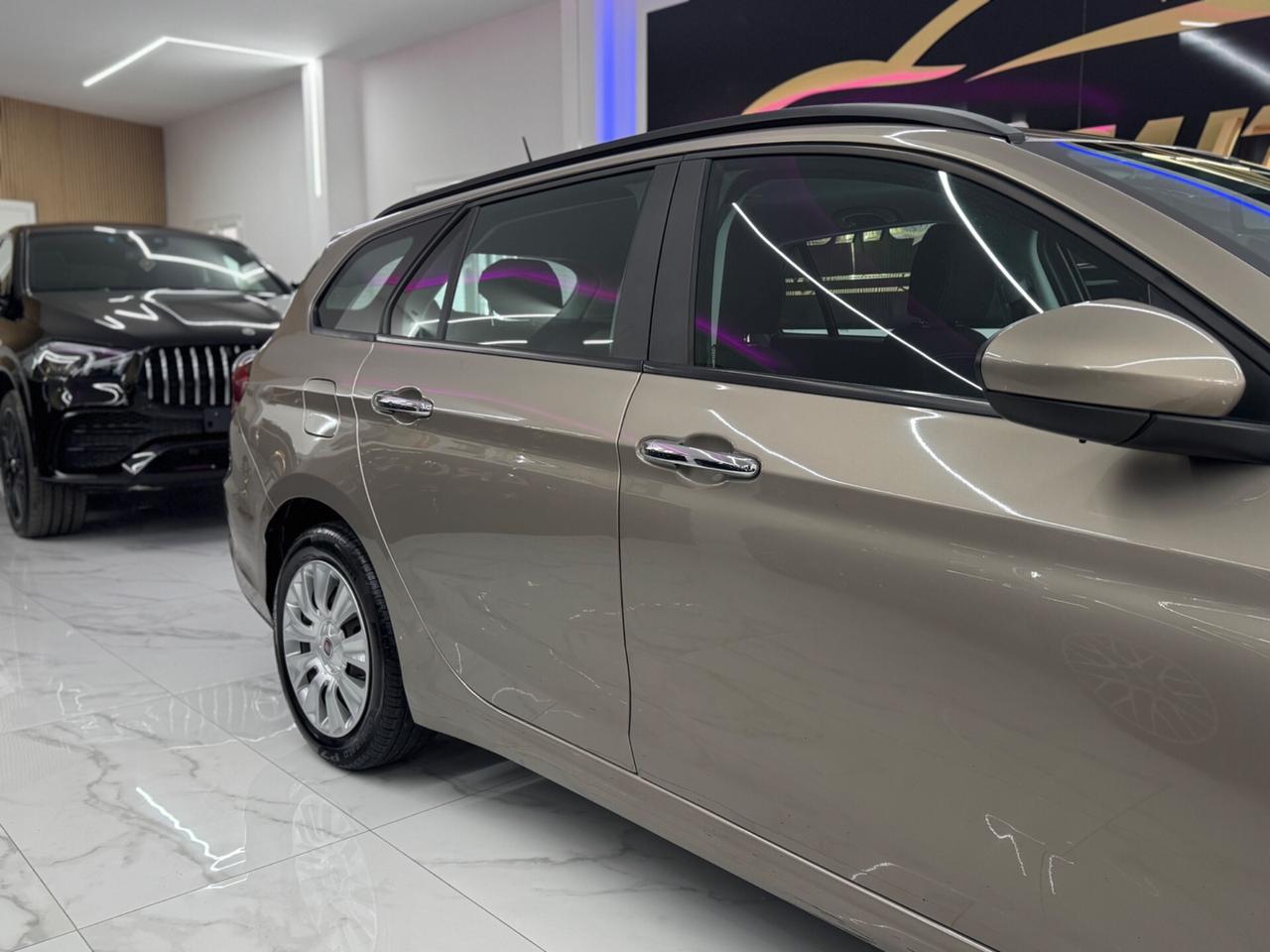 Fiat Tipo 1.6 Mjt SW Lounge Automatica