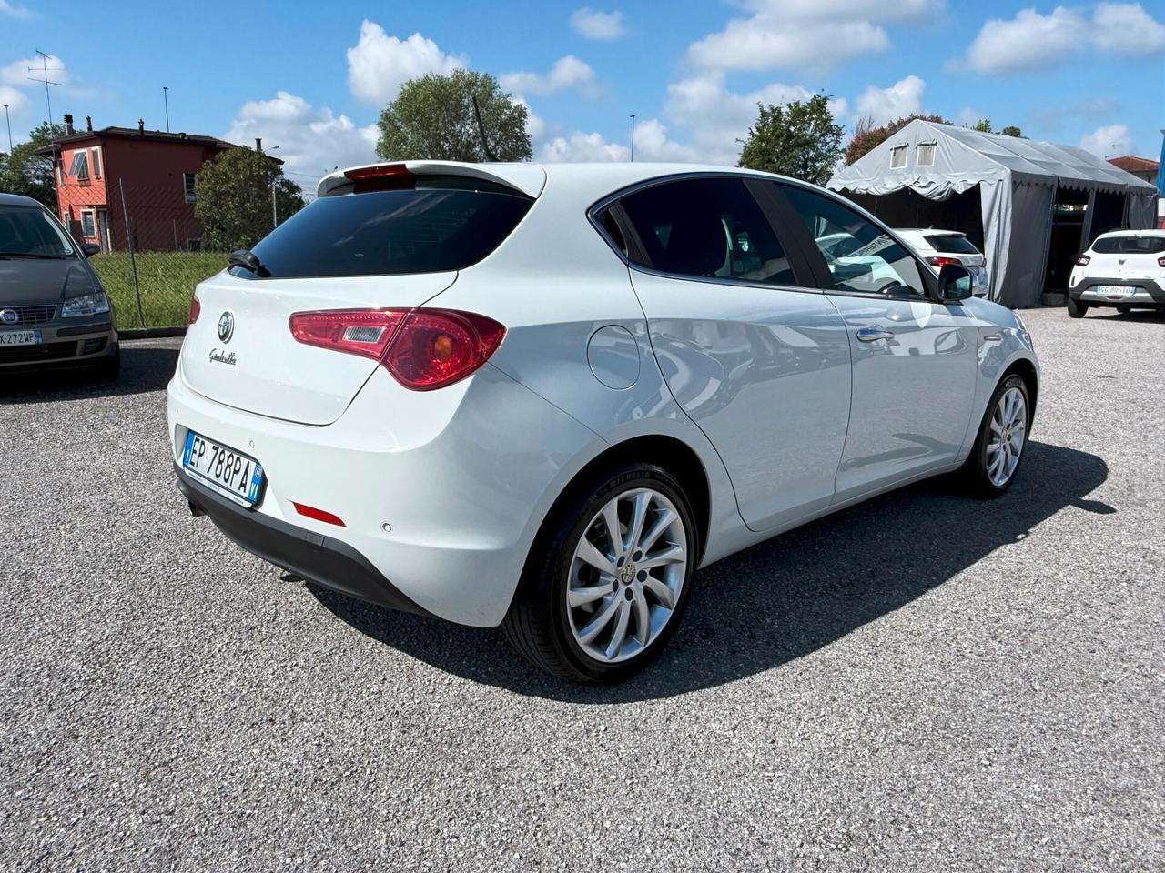 Alfa Romeo Giulietta 1.6 JTDm-2 105 CV Progression