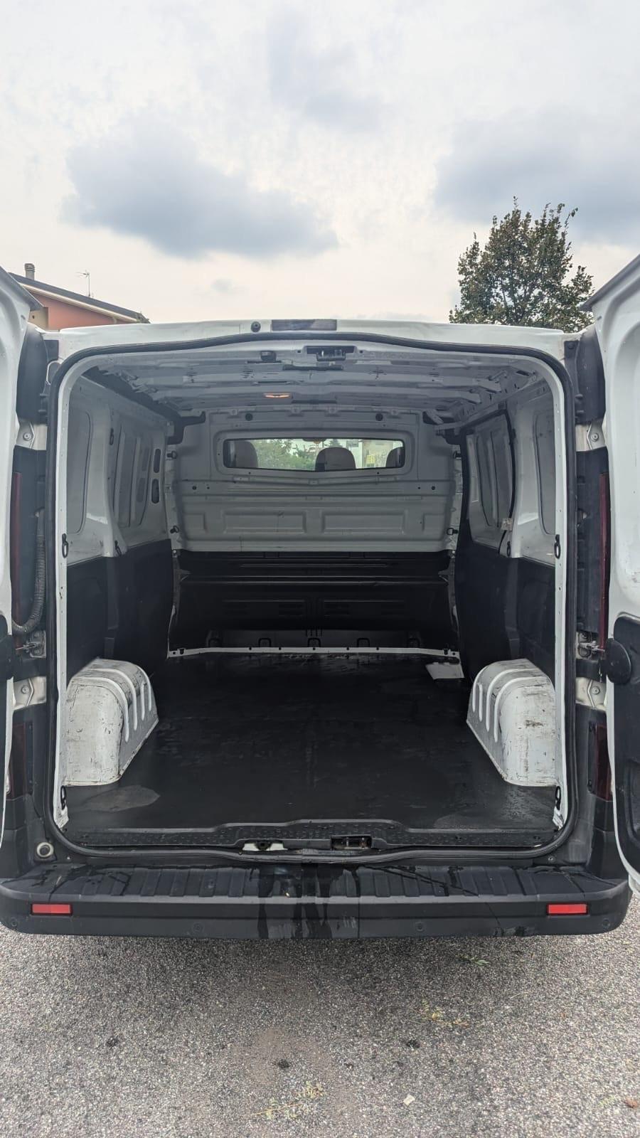 Opel Vivaro Euro6 2018