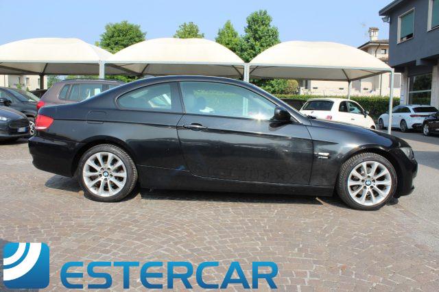 BMW 320 d xDrive Coupé Attiva