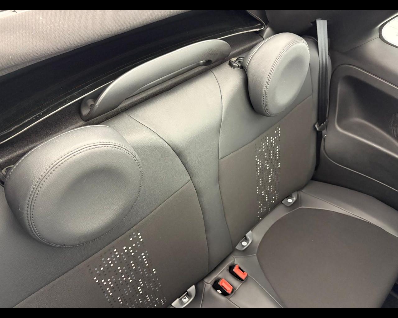 FIAT 500C 1.0 hybrid Connect 70cv