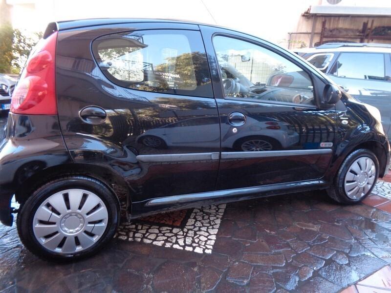 Peugeot 107 1.0 68CV 5p. Sweet Years