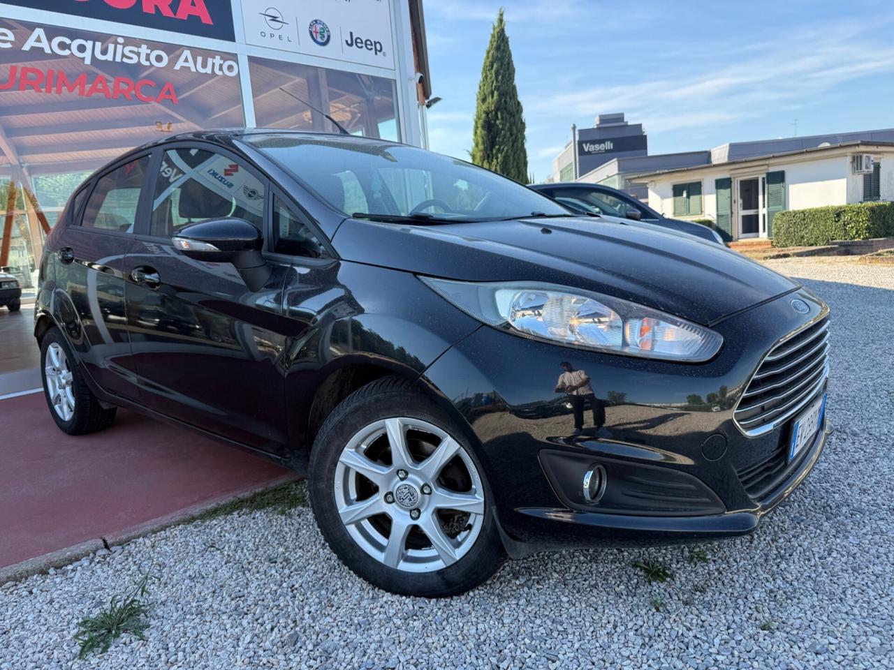 Ford Fiesta 1.5 TDCi 75CV 5 porte Titanium