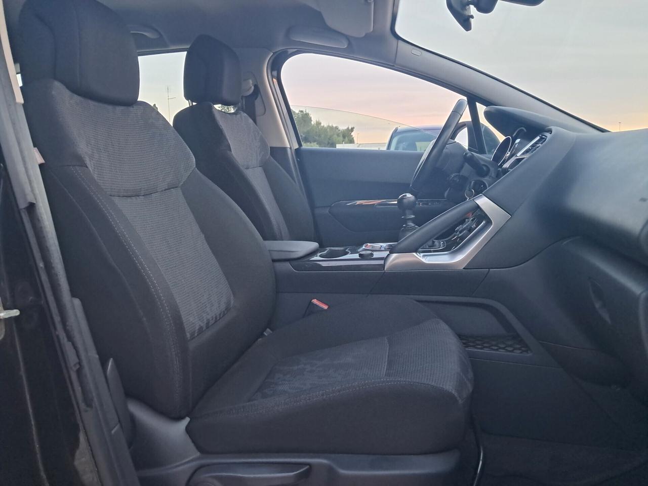 Peugeot 3008 -1.6HDI--110CV* Allure *CLIMA-PARK*