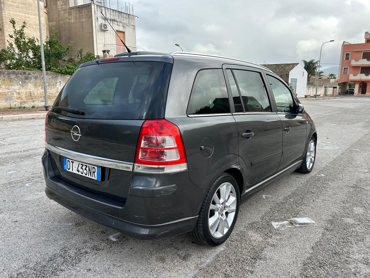 Opel Zafira 1.9 16V CDTI 150CV Cosmo