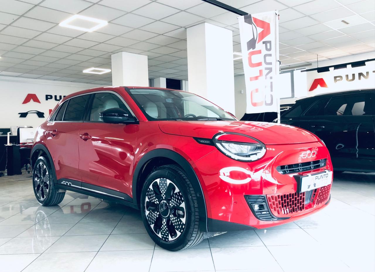 Fiat 600 Hybrid 100 CV DCT MHEV La Prima