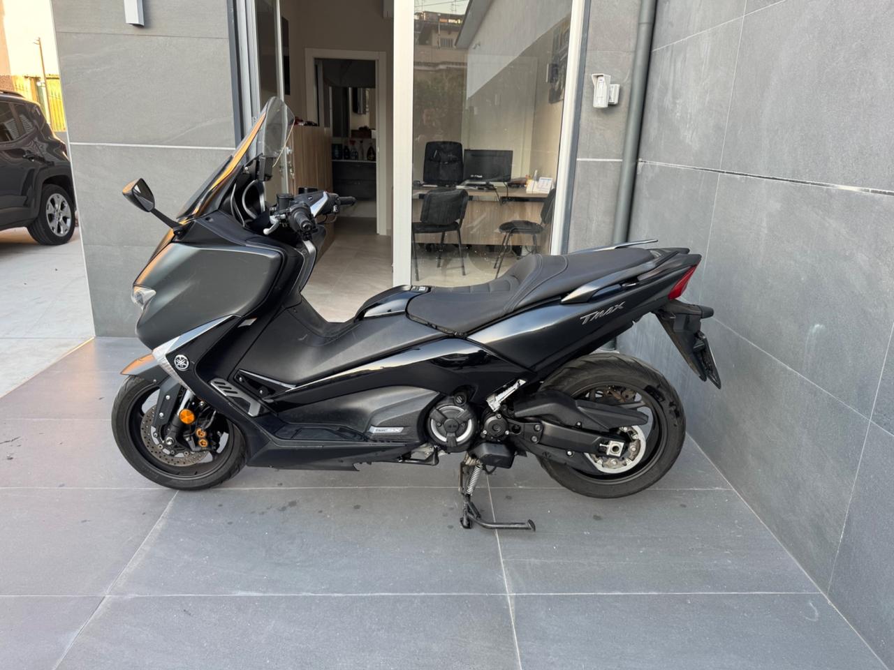 Yamaha TMAX 530