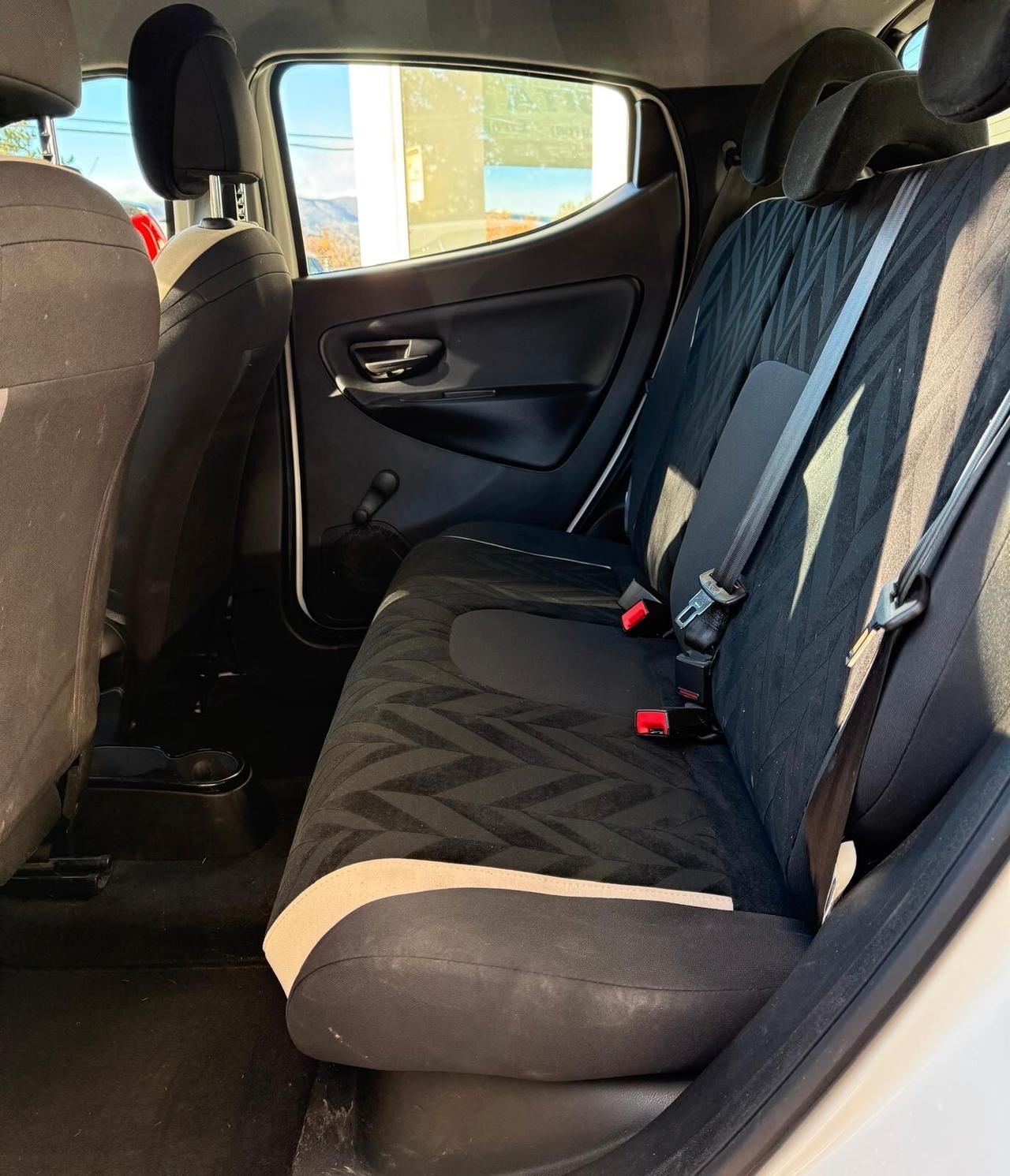 Lancia Ypsilon 1.2 69 CV 5 porte Gold