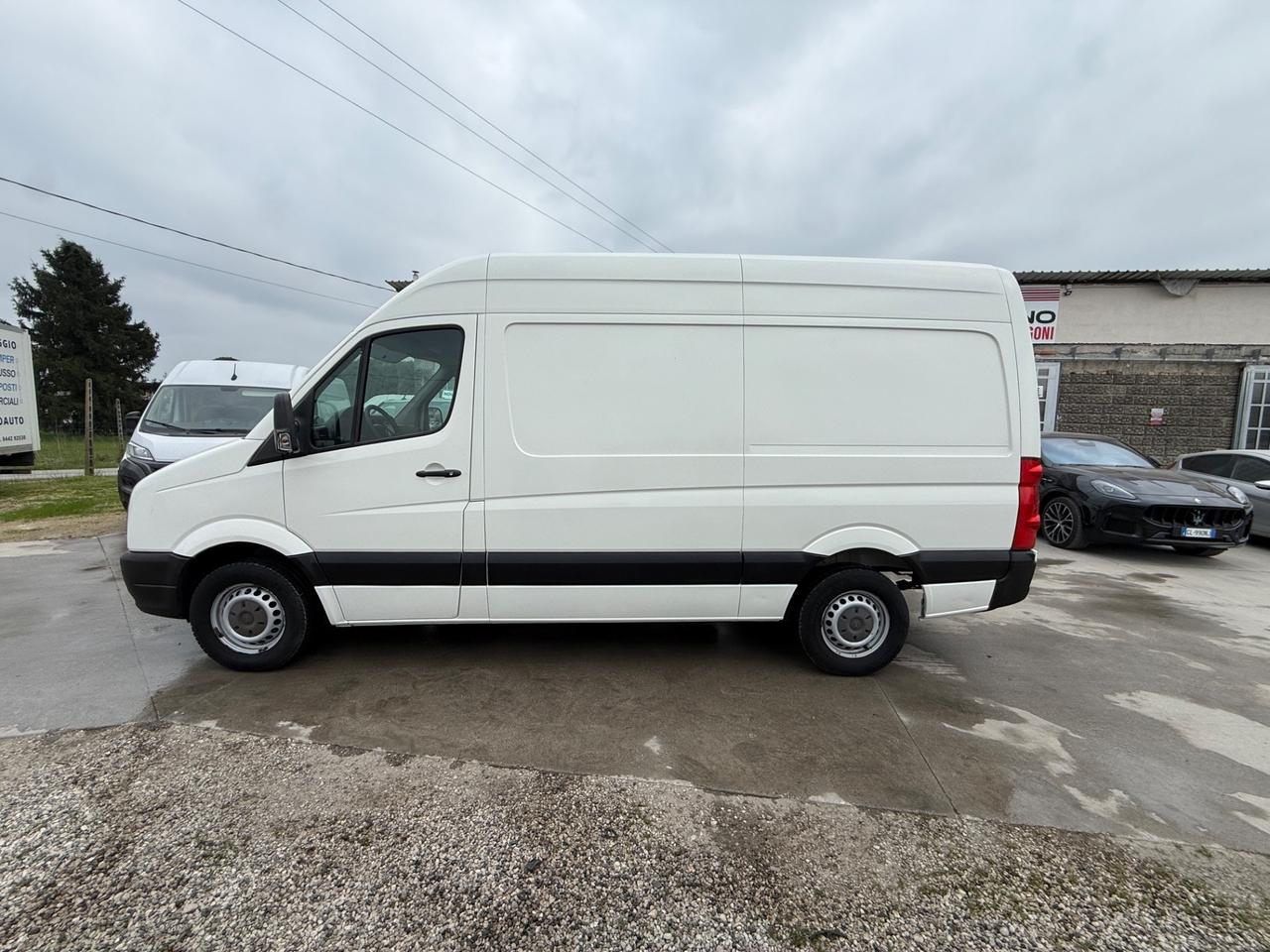 Volkswagen Crafter 50-35 2.5 TDI 136CV PM-TM-RG furgone (100kw)