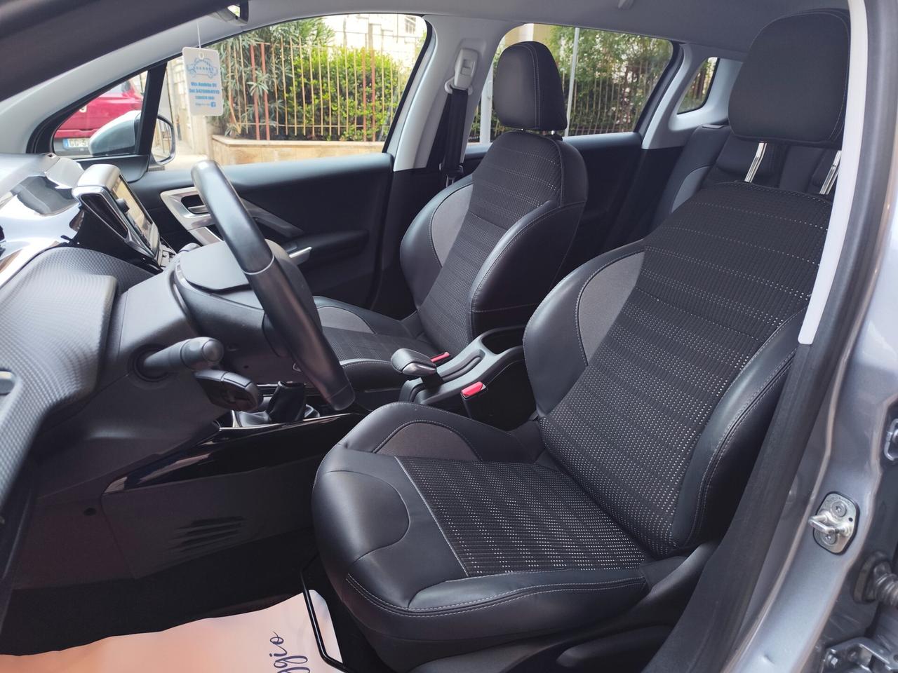 Peugeot 2008 BlueHDi 100CV Allure NAVI