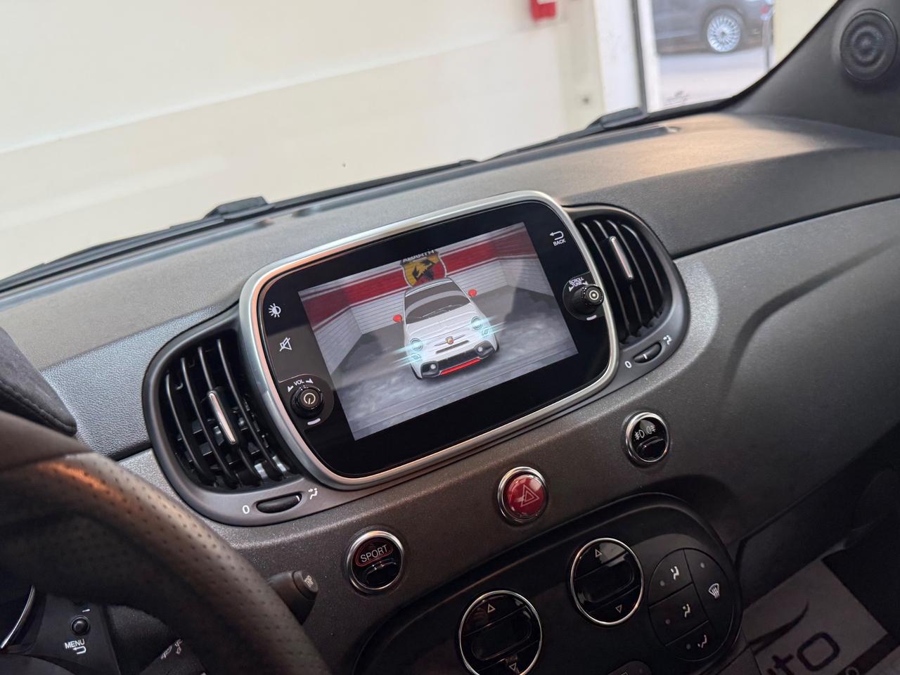 Abarth 595 1.4 Turbo T-Jet 180 CV Competizione