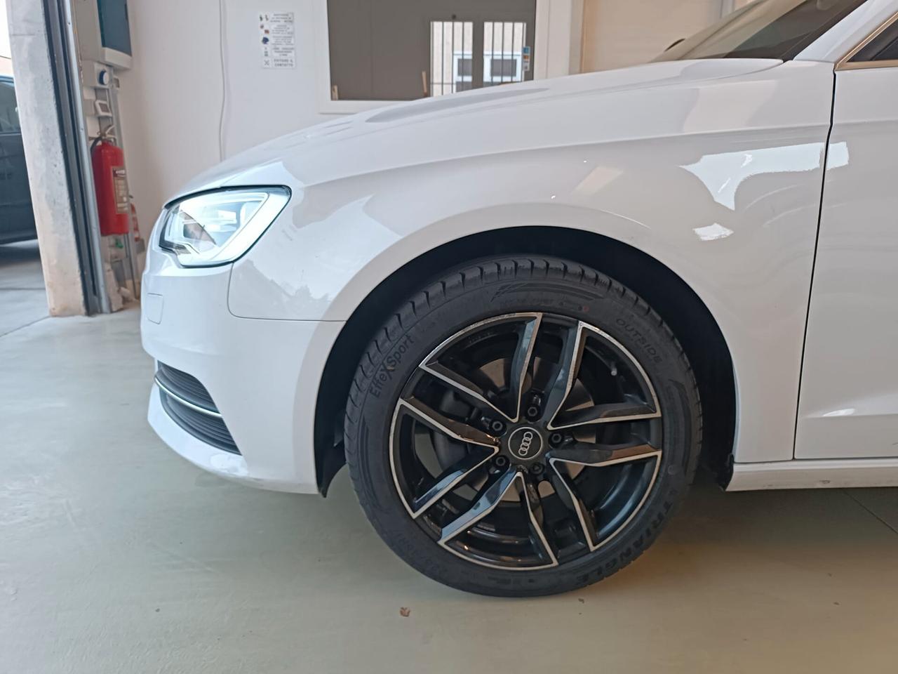 Audi A3 SPB 1.6 TDI clean diesel quattro edition