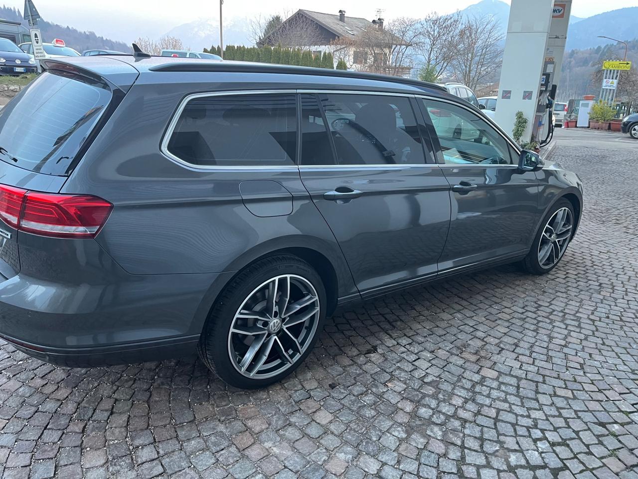 Volkswagen Passat Variant 2.0 TDI DSG Executive BlueMotion Tech.