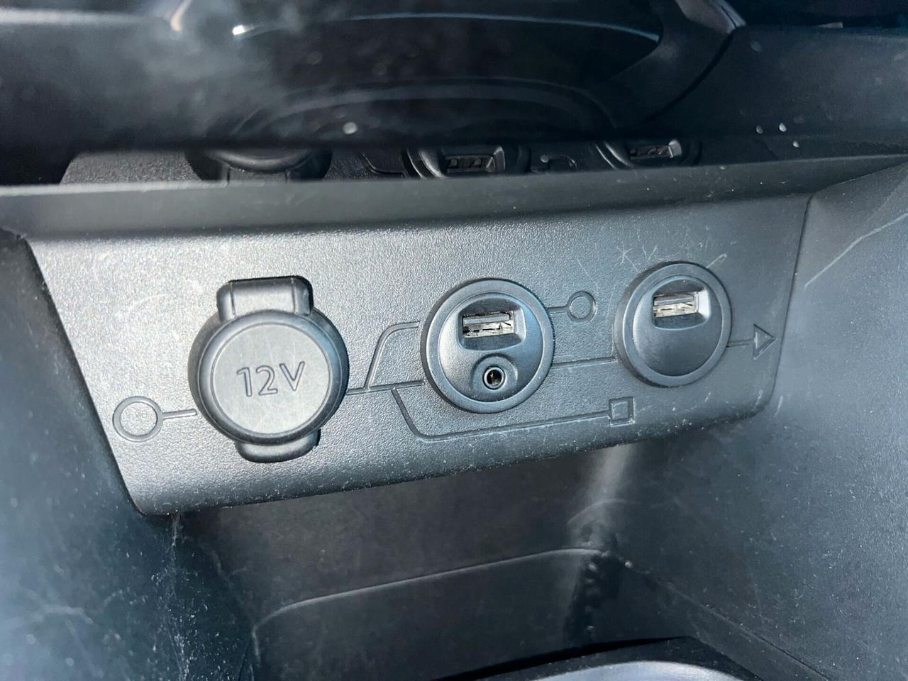 Peugeot 2008 1.6 HDi 115 CV Allure