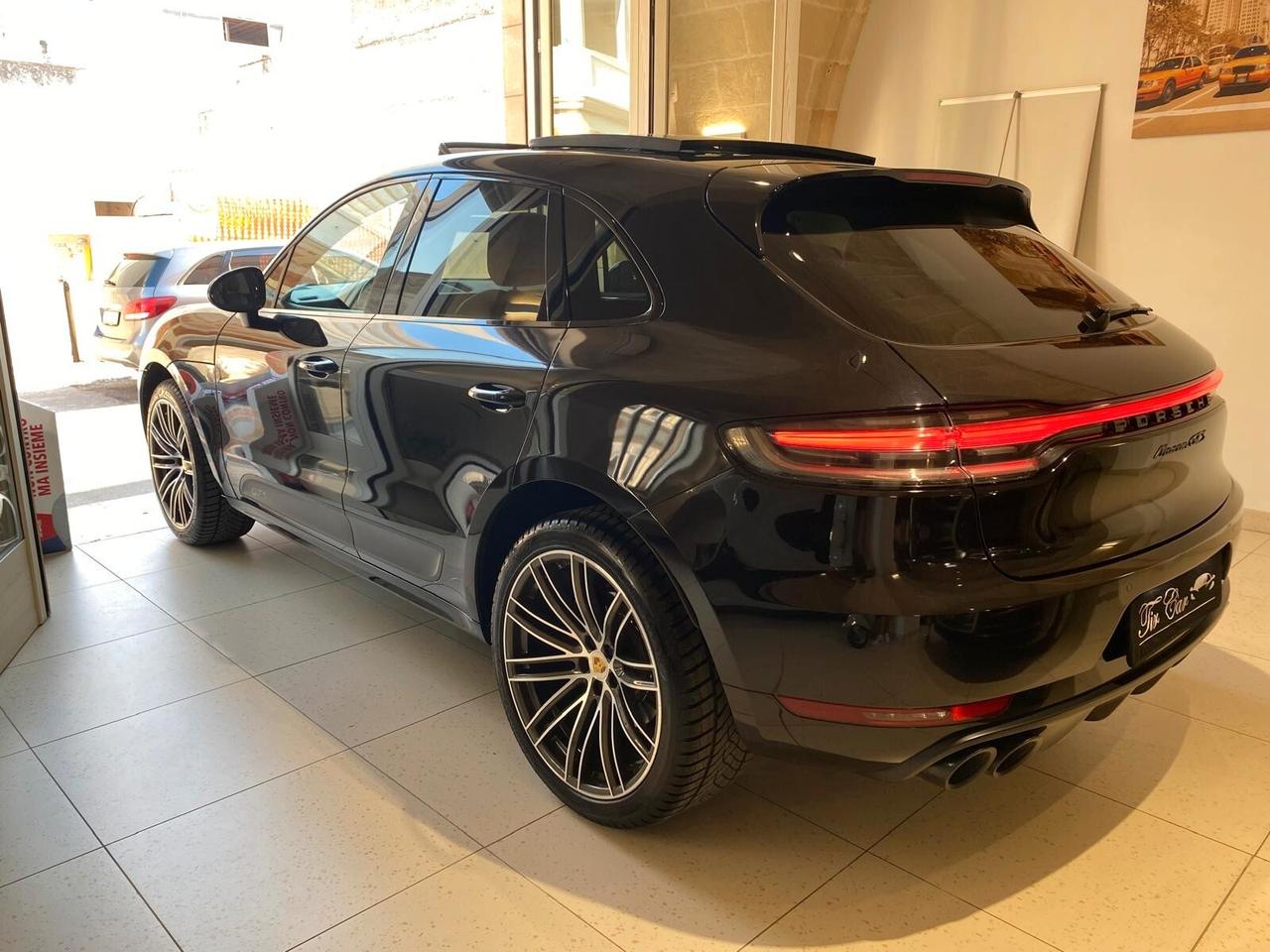 PORSCHE MACAN GTS 2.9 BENZINA 380CV TETTO ALCANTARA NAVI ANNO 2021