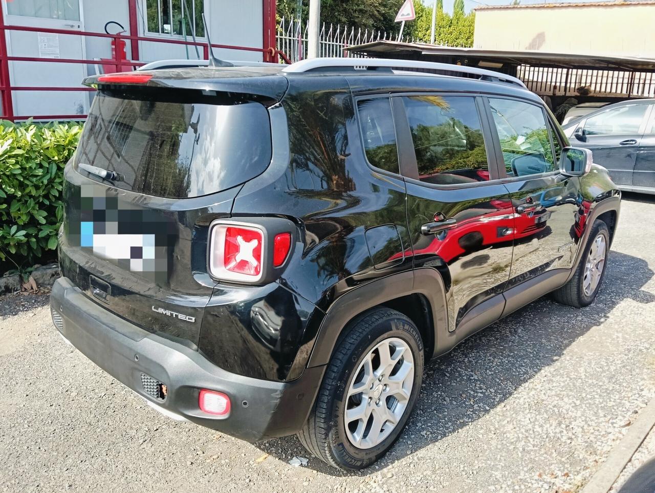 Jeep Renegade 1.6 Mjt DDCT 120 CV Business