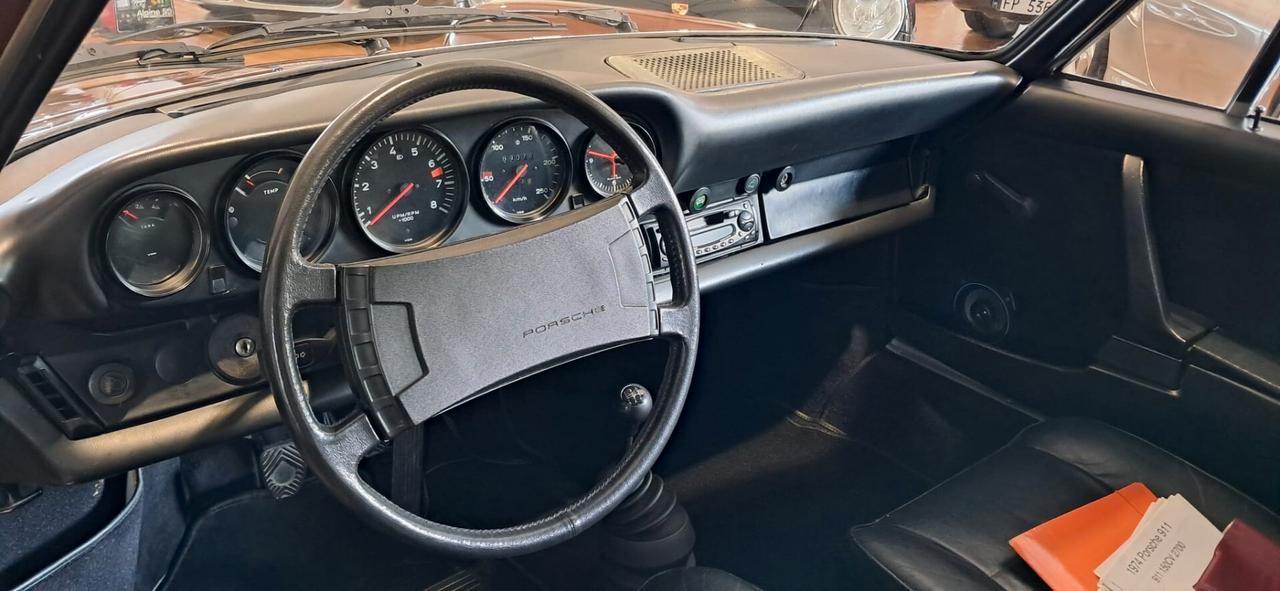 Porsche 911 2.7 Book Italia ASI oro Conservatissima