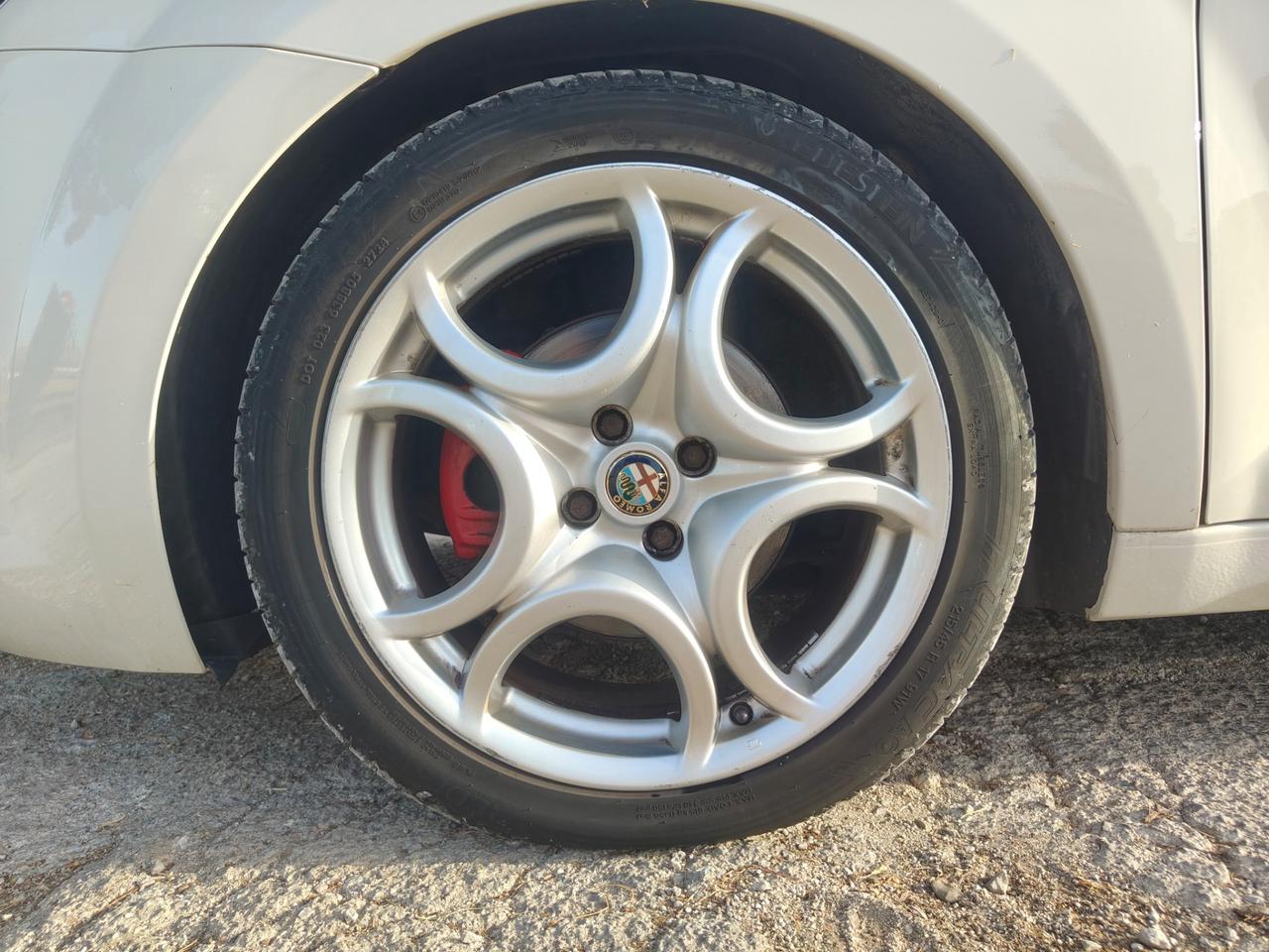 Alfa Romeo MiTo 1.3 JTDm-2 85 CV S&S Distinctive Sport Pack