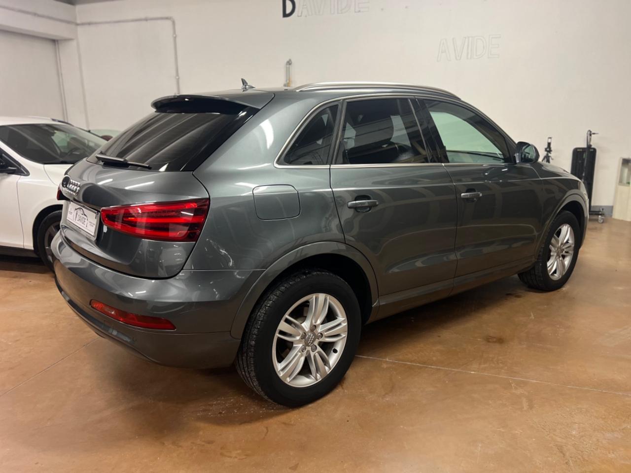 Audi Q3 2.0 TDI 177 CV quattro S tronic Business Plus