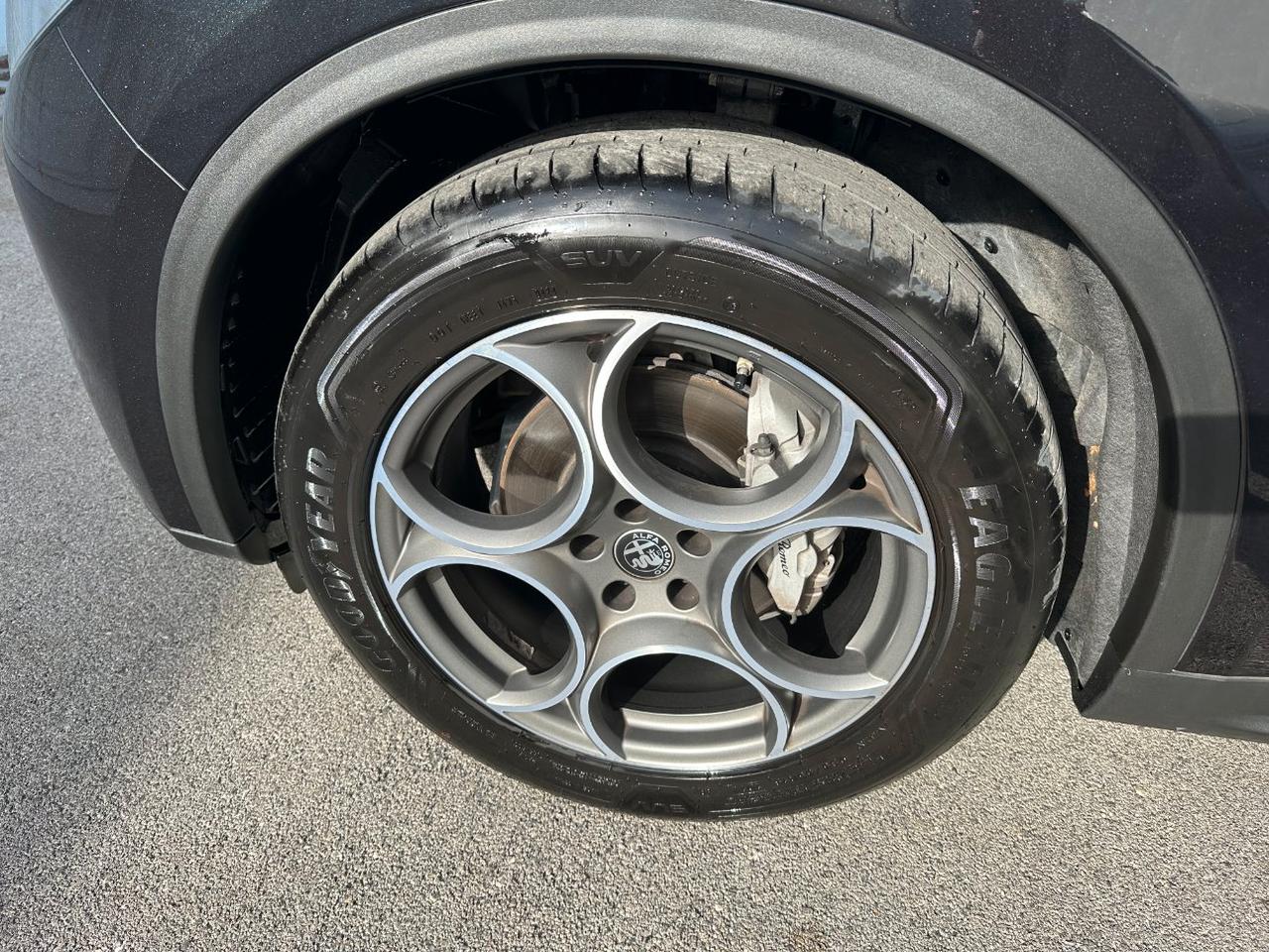 Alfa Romeo Stelvio 2.2 t Sprint Q4 210cv auto