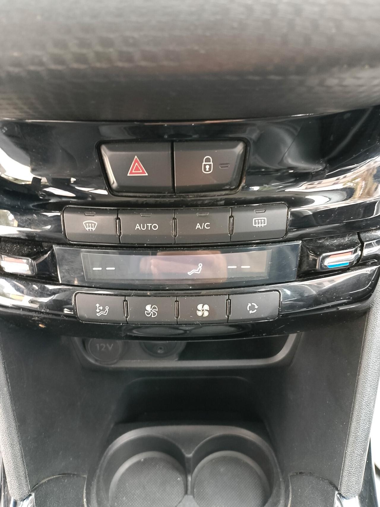 Peugeot 2008 BlueHDi 100 GT Line