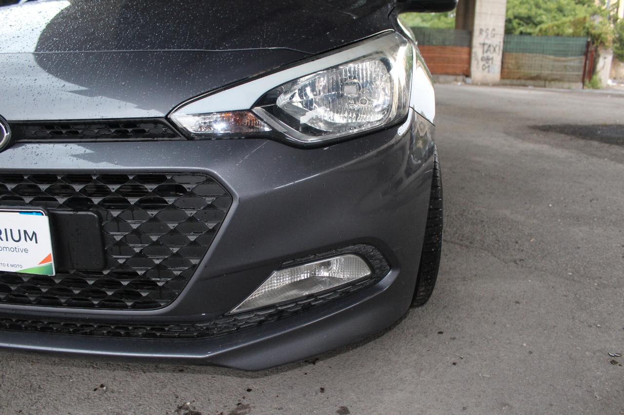 Hyundai i20 1.2 5 porte Econext Blackline