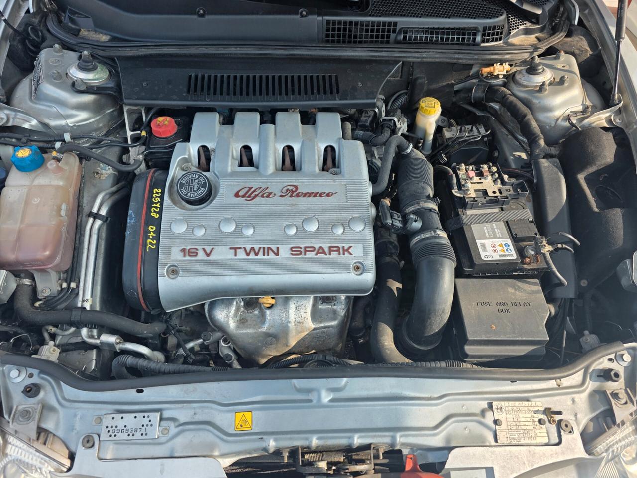 Alfa Romeo 147 1.6i 16V Twin Spark cat 3p. Con 251.000