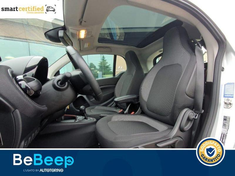 smart fortwo EQ MATTRUNNER 22KW